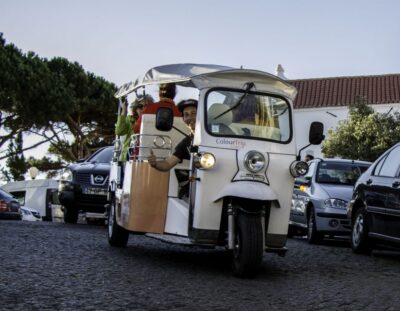 Lisbon: Panoramic Historical Sightseeing Tour by Tuk Tuk - Meeting Point and Getting Around Lisbon’s Hills