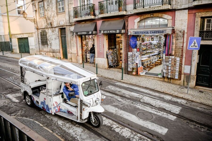 Lisbon: Private City Tour by Eco Tuk Tuk - Chafariz d’El-Rei and Praça do Comércio: ending with a classic Lisbon wow