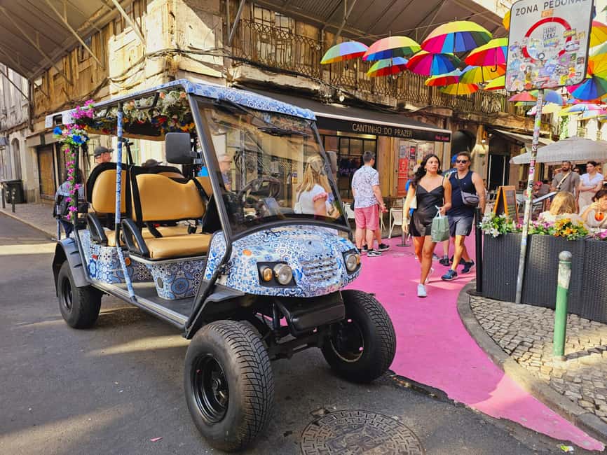 Lisbon: Private city tour by tuktuk alfama up to 90 min - Alfama: the main character neighborhood