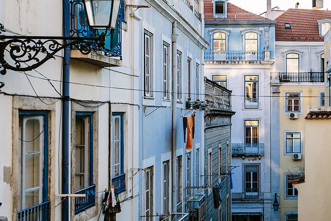 Lisbon: Private Guided Electric Tuk Tuk Tour with Tastings - What’s included (and what you’ll still pay for)