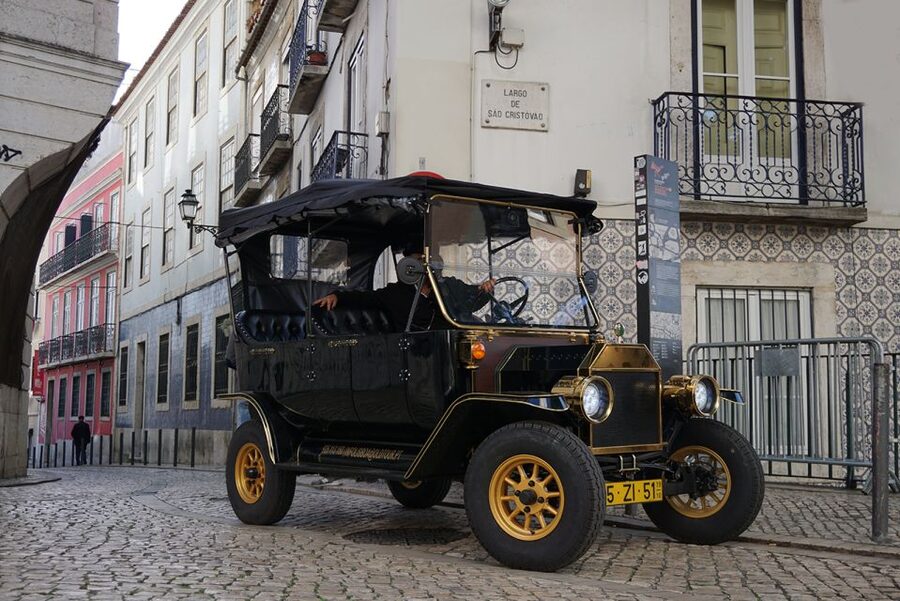 Lisbon: Private Guided Tuk-Tuk Tour with Hotel Pickup - Tuk-Tuk Touring in Lisbon: Fast, Fun, and Built for Hills
