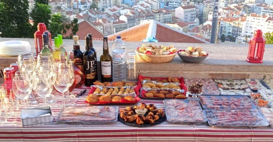 Lisbon: Private Highlights Tuk-Tuk Tour with Tapas and Wine - From Hard Rock Cafe: Where the Tour Begins and How You Set Up