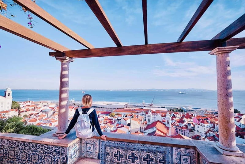 Lisbon: Private Old Town Tuk-Tuk Tour - Senhora do Monte: the 180-degree payoff for leg day