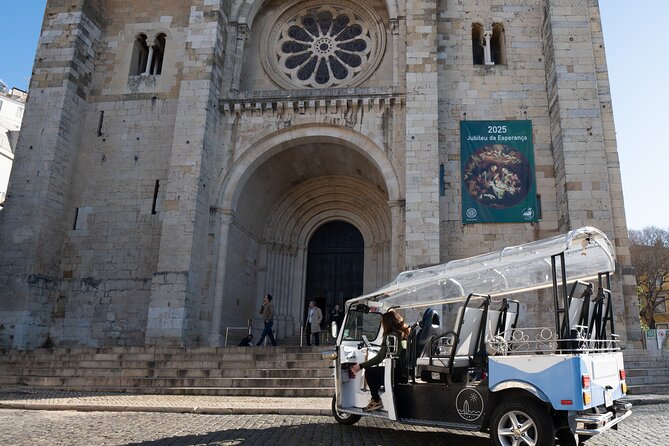 Lisbon: Private Professional Guided Tuk-tuk Tour - Ribeira das Naus and Praça do Comércio: the Tagus riverfront reset