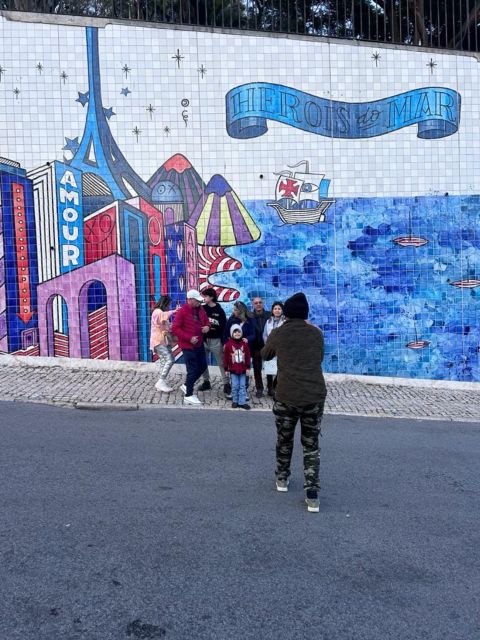 Lisbon Private Sightseeing Photography Tour with Tuk Tuk - The core experience: photo stops plus real local storytelling