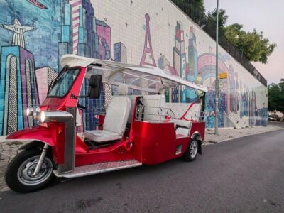 Lisbon Private Sightseeing Photography Tour with Tuk Tuk - Where you start: Time Out Market vs Hard Rock Cafe