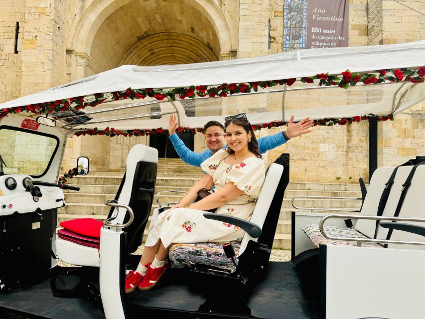 Lisbon: Private Sightseeing Tour by Tuk-Tuk - São Vicente de Fora and National Pantheon: history in quick bites