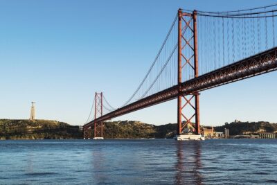 Lisbon Private Tour (2 Hours) by Electric Tuk Tuk - Pickup, meeting point, and how the private format changes the day