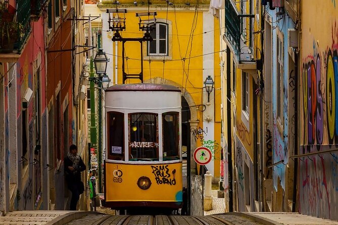 Lisbon Private Tour (2 Hours) by Electric Tuk Tuk - Alfama: time to feel the oldest Lisbon streets