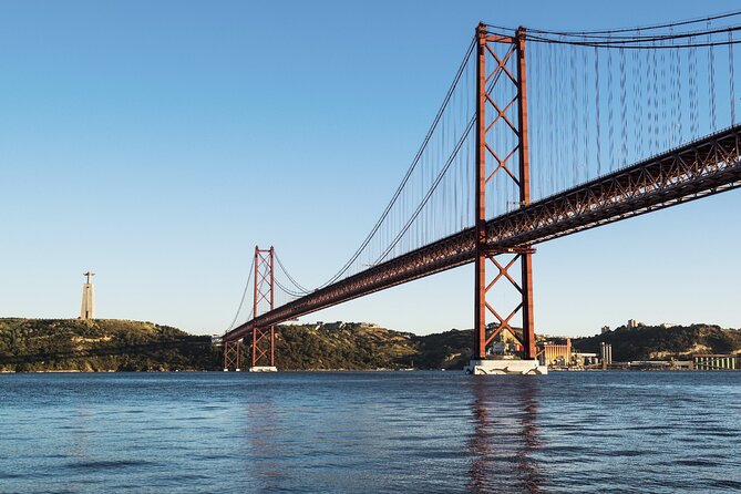 Lisbon Private Tour (2 Hours) by Electric Tuk Tuk - Pickup, meeting point, and how the private format changes the day