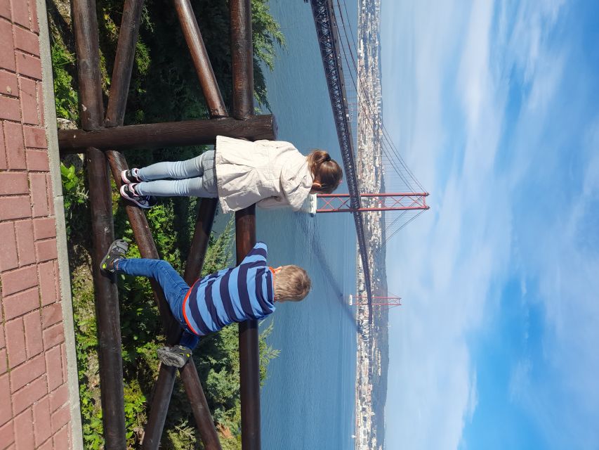 Lisbon: Private Tuk Tuk Tour Christ the King & Abril Bridge - 25 de Abril Bridge: The San Francisco Look-Alike and Real Photo Time