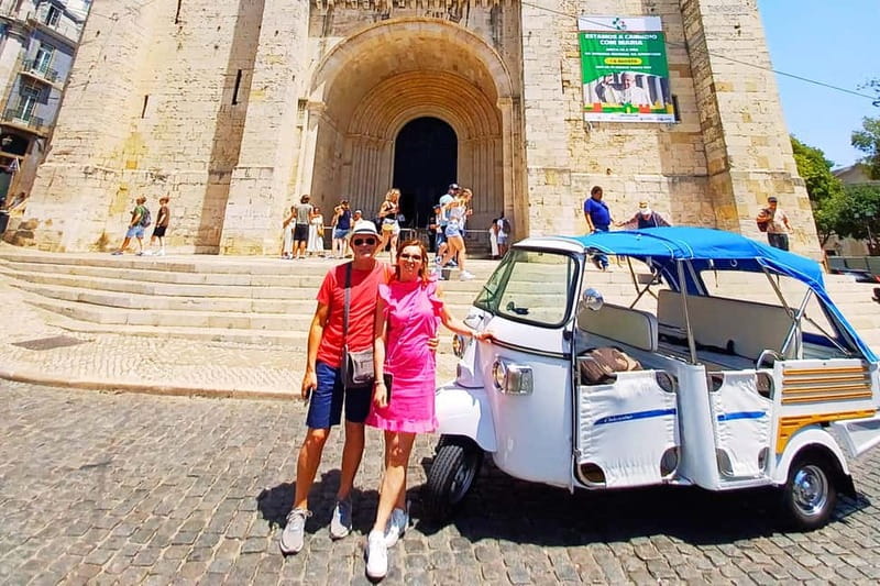 Lisbon: Private Tuk-Tuk Tour with Local Guide - From Av. da Liberdade to Rossio: Getting Oriented Fast