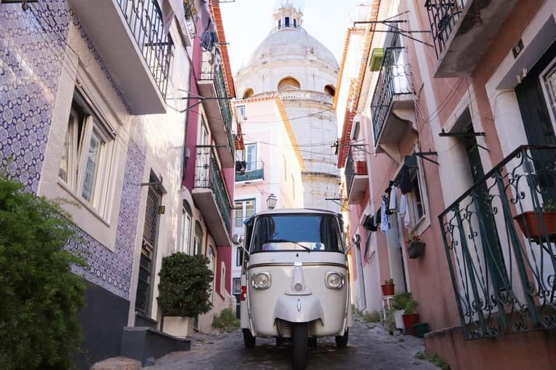 Lisbon: Private Tuk-Tuk Tour with Local Guide - Santa Luzia Viewpoints Near São Jorge: Pictures With Context