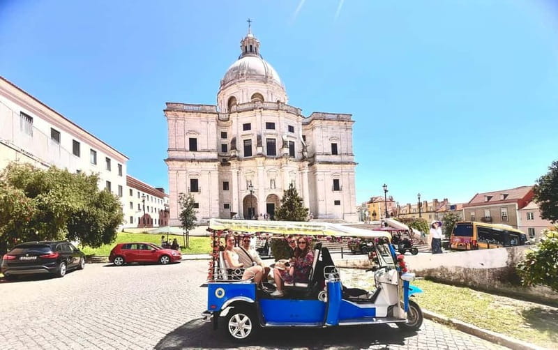 Lisbon: Private Tuk Tuk Tour with Polaroid Photos - Pantheon of Santa Engracia and Santa Apolónia: stopping for structure