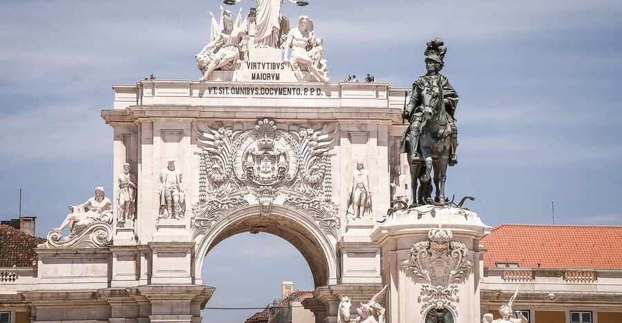 Lisbon: Private TukTuk Tour - Key things to know before you book