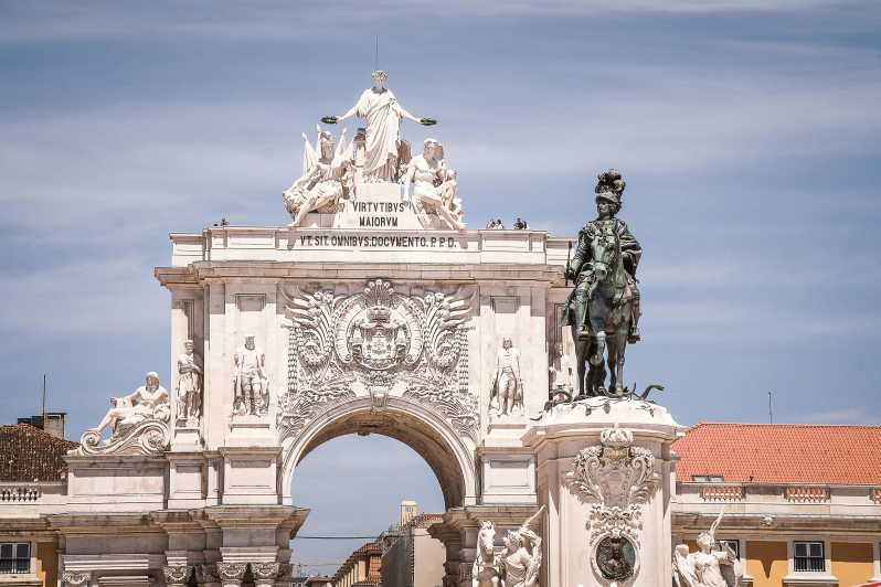 Lisbon: Private TukTuk Tour - Entering Lisbon by eco TukTuk (and why it works)