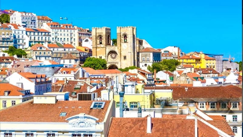 Lisbon: Private Tuktuk Tour with History & Music - Tuktuk in Lisbon: why this route makes sense on day one