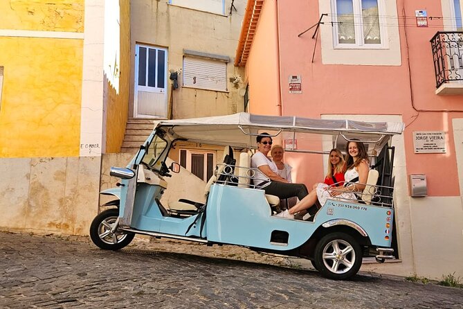 Lisbon Private TukTuk Tour with True Local Guide - Pickup, timing, and what the 2-hour rhythm looks like