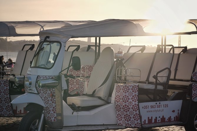 Lisbon Street Art - Private Tuk Tuk Tour with pickup - Practical Tips So You Get More From the Walls