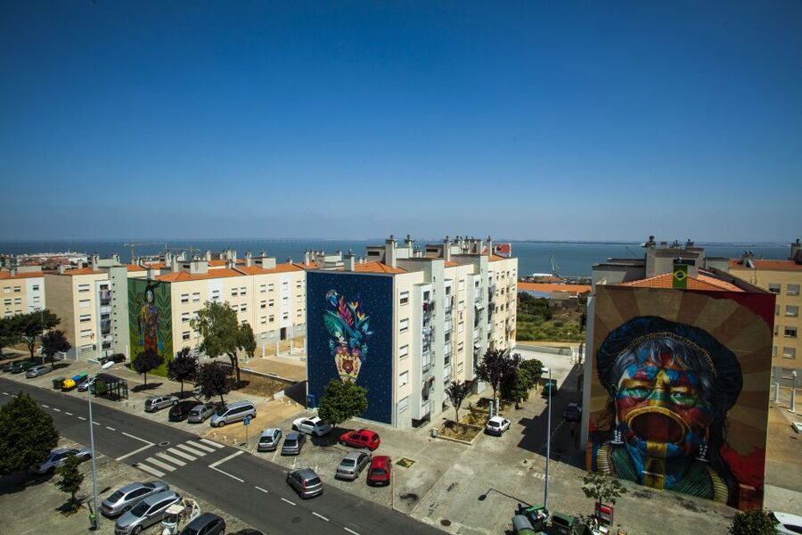 Lisbon: Street Art Tuk Tuk Tour - Convents and Palaces: When the Past Shows Up Between Murals
