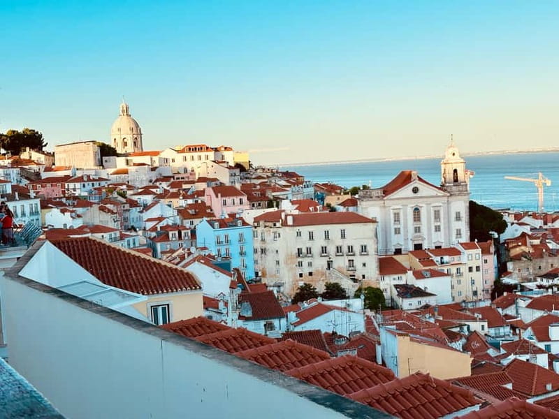 Lisbon Tuk Tuk Tour 1 Hour 30 Min - Starting in Alfama Territory: Sé de Lisboa and the Early Photo Stops