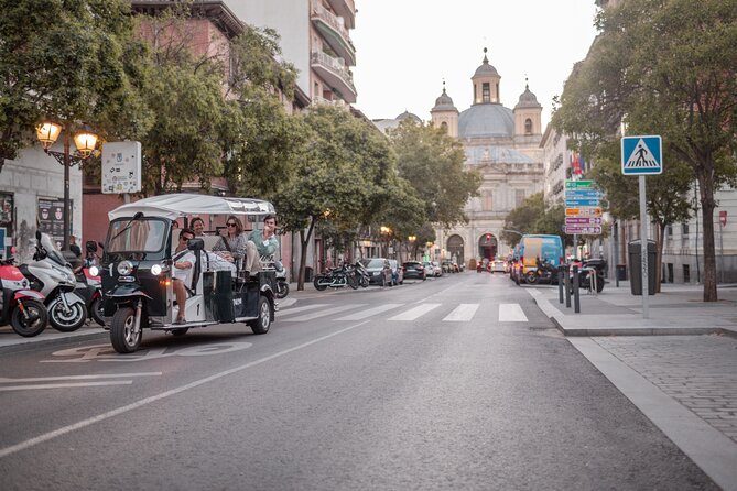 Madrid Expert Tour with Local Guide in Eco Tuk Tuk Private - Price and Value: What You Get for $28.67