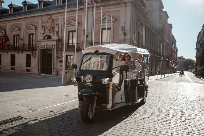 Madrid Express Tour with Local Guide in Eco Tuk Tuk Private - What the Ride Is Really Like: 1 to 4 Hours of Moving Stops