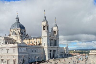 Madrid in Tuk Tuk with Local Guide Included - Museo del Prado: The Main Stop, and How to Use It