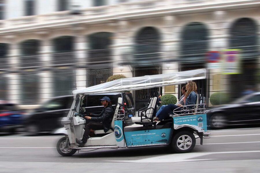 Madrid: Make your own 60 minutes tuk tuk tour - Your 60 minutes in Madrid starts with you, not a schedule