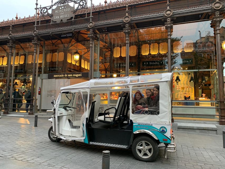 Madrid: Make your own 60 minutes tuk tuk tour - Price value for a group of up to 4
