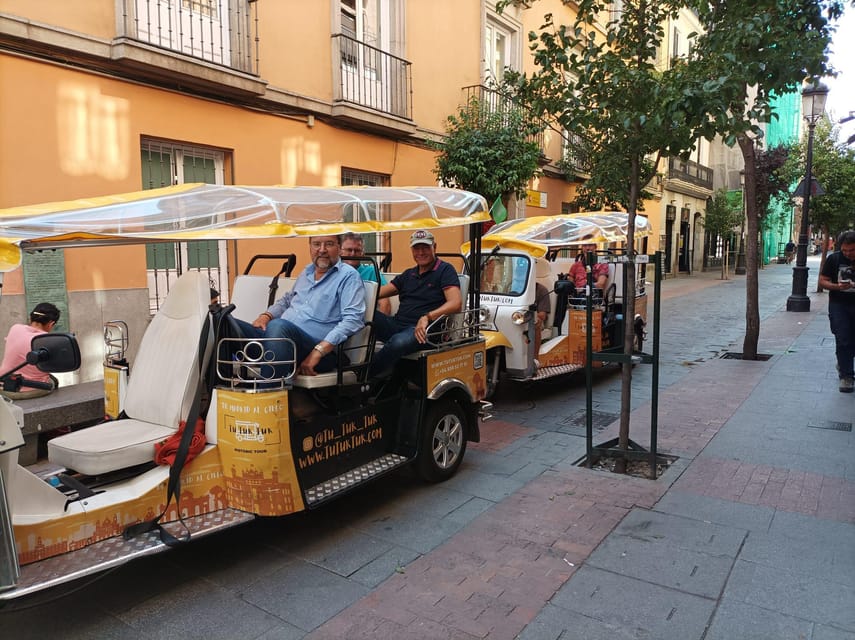 Madrid: Modern tour with Private guide in yellow tuk tuk - Meeting up by Starbucks: the quick start you want in Madrid
