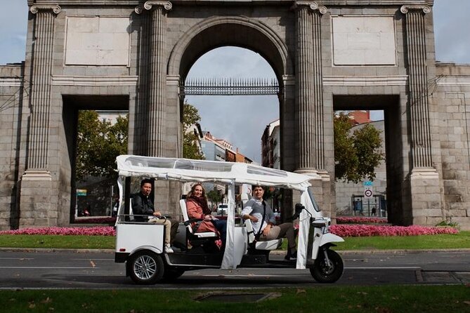 "Madrid : Panoramic views in Tuk Tuk" - Price and logistics: when $52.93 per group feels worth it