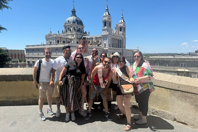 Madrid Tuk Tuk & Olé Experience – Private 1.5h Cultural Tour - A tuk-tuk route that makes 90 minutes feel like more