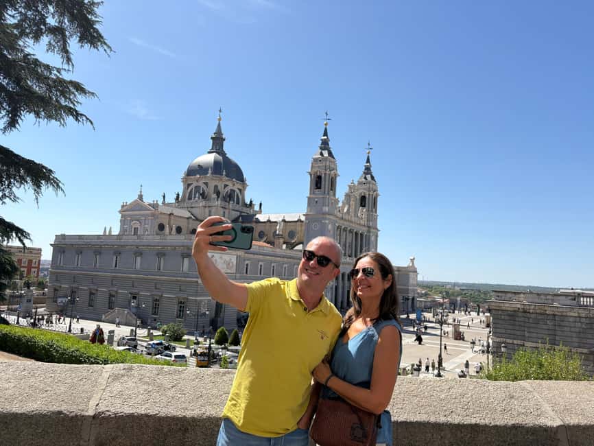 Madrid: Tuk Tuk Tour of the Historic Heart and Gran Vía. 1h 15min - Why a Tuk Tuk tour fits Madrid’s top sights in 75 minutes