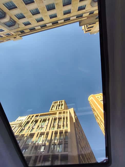Madrid: Tuk Tuk Tour of the Historic Heart and Gran Vía. 1h 15min - Almudena Cathedral and the Royal Palace area: official Madrid, right next to everyday energy