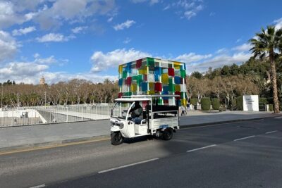 Malaga by Tuk Tuk i : 1 or 2 hours Private city tour - Malagueta Beach Break: Urban Dark Sand and Sea Views Without a Long Walk