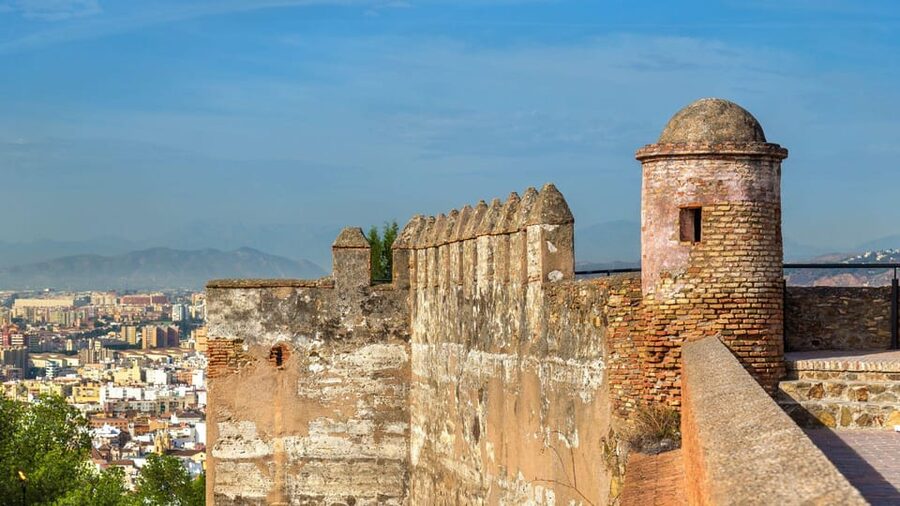 Malaga: VIP private Tuk Tuk tour - Cruise-terminal pickup and timing that keeps your day on track