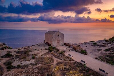 Malta: Tuk Tuk Tour around Rabat, Dingli and Mdina - Dingli Cliffs: Views Plus Maltese Coffee and Sweet Bites