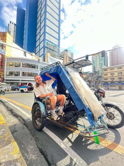 Manila Tuktuk and Jeepney Ride Guided Tour - Meeting at Tutuban Center Mall near Bonifacio Monument