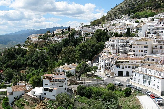 Mijas: Panoramic city tour in an electric Tuk Tuk - The heart of the old town square: San Sebastián church and the old town hall