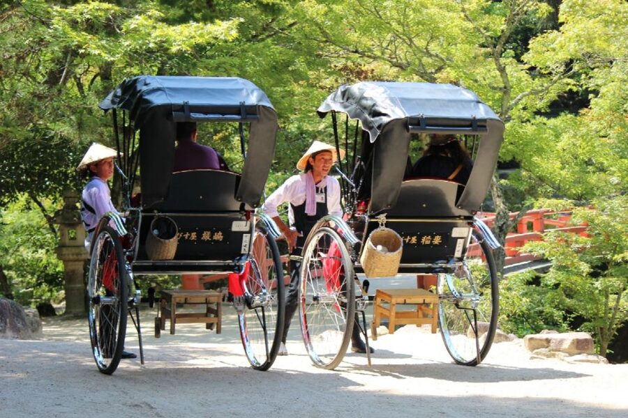 Miyajima: Private Rickshaw Tour to Itsukushima Shrine - Choosing the Right Time Slot: 70, 130, or 190 Minutes
