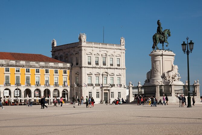 Mon Ami Burguês - Lisbon City Center Private Tuk Tuk Tour - The route: Igreja do Carmo to Lisbon’s big church and viewpoint loop