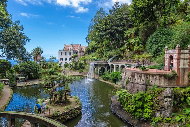 Monte Tropical Garden & Toboggans private Tuk-Tuk tour - Monte Toboggan descent: the iconic ride back to Funchal