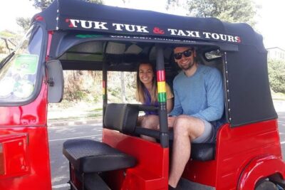 Mr.TukTuk Nuwara Eliya - Damro Labookellie Tea Centre and Tea Fields: What You Actually Get