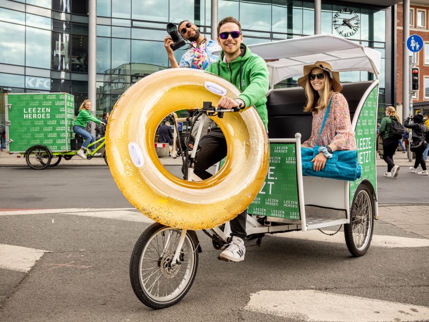 Münster: Private Guided Rickshaw City Tour - Münster Schloss: the “wow” stop you’ll remember