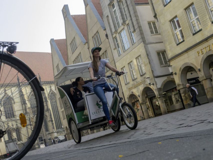Münster: Private Guided Rickshaw City Tour - Aasee sculptures: where Münster turns artsy and calm
