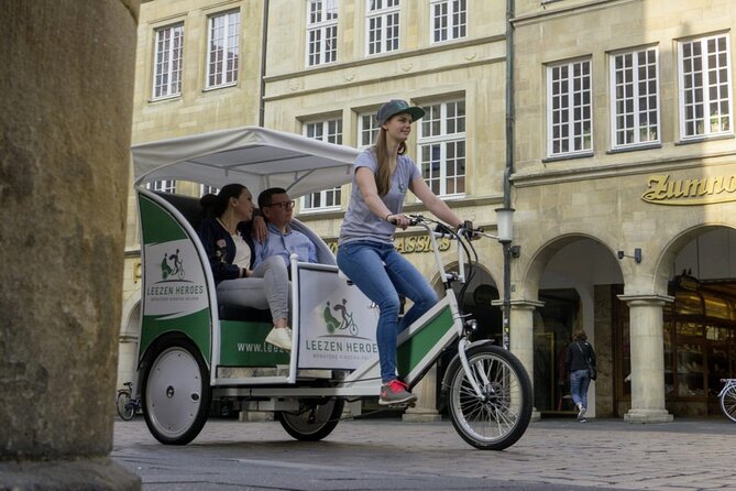 Münster Unpacked Tour : Rickshaw City Tour with Guide - Stop 1: Historisches Rathaus Münster and the Friedenssaal