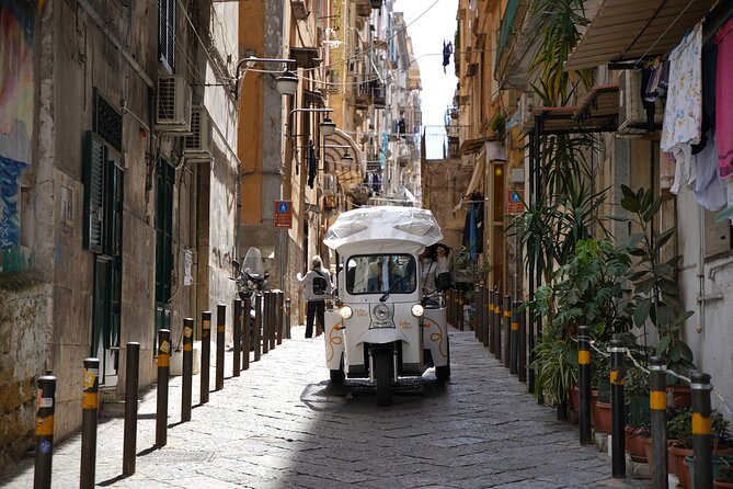 Naples in Tuk Tuk between Panoramas and History and Street Food - Key highlights to know before you go