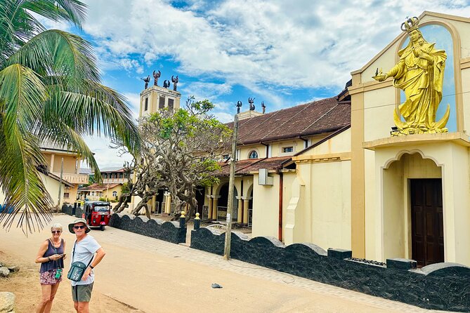 Negombo City Tour by Tuk Tuk with hotel pickup - City Centre Time + Angurukaramulla Temple: Your Best Chance to Slow Down