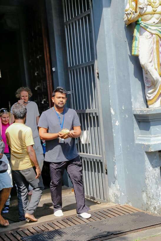 Negombo: Private Half-Day Tuk-Tuk Tour with Hotel Transfers - Lagoon Bridge and fishing village life: rod fishing where you can watch